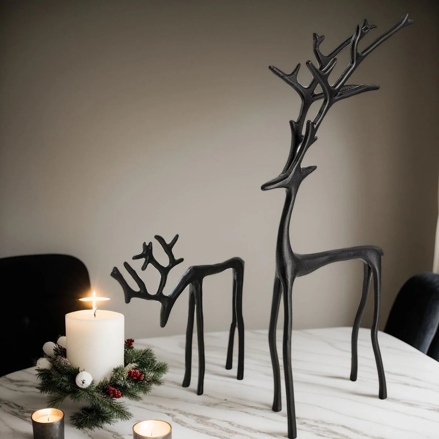 Modern Minimalist Reindeer Table Decor